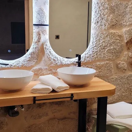 Palleira Da Meiroa بيت ضيافة Esgos