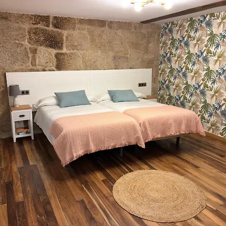 Palleira Da Meiroa بيت ضيافة Esgos